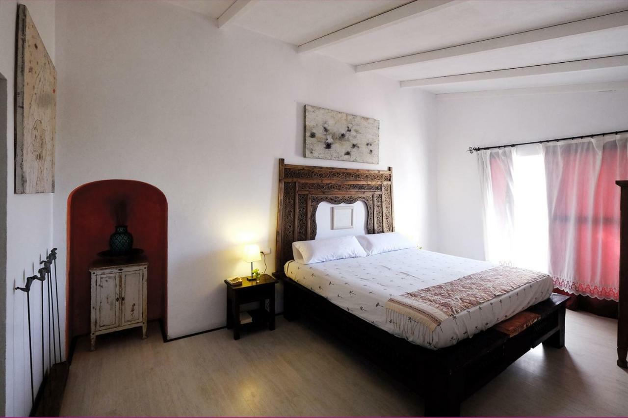 La Casa De La Luz. Artisthome Almodóvar del Río Eksteriør bilde